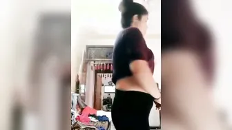 Chubby Desi Aunty Showing Deep Navel In Tight Outfit Teasing