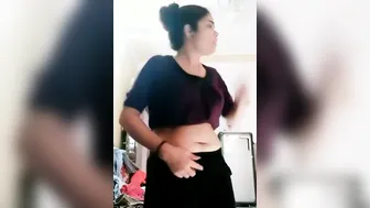 Chubby Desi Aunty Showing Deep Navel In Tight Outfit Teasing