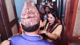 Curvy Desi Milf Showing Everything Under Her Saree Collection