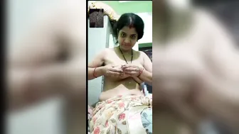 Shy Married Woman Doing Private Nude Show For Her Lover Today
