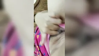 Mature Indian Aunty Spreading Her Pussy For Me On Camera