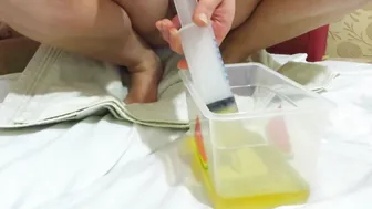 Desi Aunty Pissing In Bathroom And Playing With Her Pussy