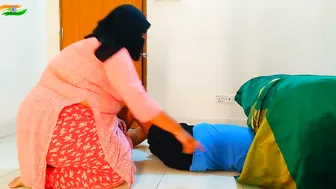 Aunty Riding Electrician's Cock After He Got Stuck Under Bed
