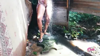Step Aunty Bathing Outside Shaving Her Pussy Caught On Camera