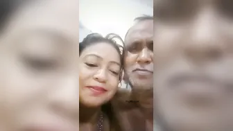 Older Uncle Seducing And Banging Mature Aunty In Secret Affair