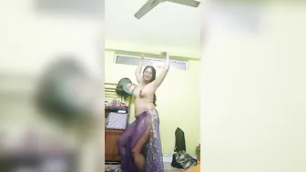 Naughty Aunty Dancing Completely Naked For Her Secret Lover