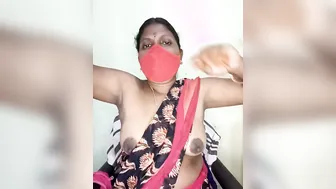South Indian Milf Flaunting Her Natural Breasts On Camera