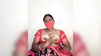South Indian Milf Flaunting Her Natural Breasts On Camera