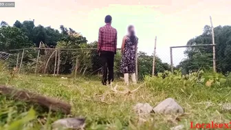 Local Aunty Giving Outdoor Quickie Behind Abandoned Building