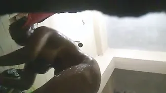 Thick Ass Aunty Getting Wet And Wild In Steamy Shower Fuck