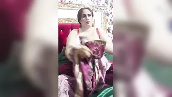 Pakistani Aunty Worshipping Thick Cock With Her Huge Natural Tits