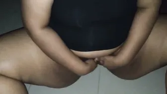 Neighbor Aunty Rubbing Her Clit Alone At Home Before Hubby Comes