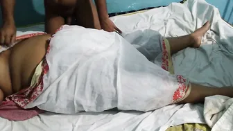 Tamil Aunty Sleeping Without Blouse Gets Fucked By Neighbor Guy