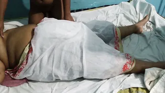 Tamil Aunty Sleeping Without Blouse Gets Fucked By Neighbor Guy