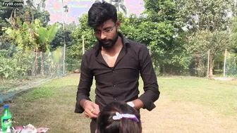 Married Woman Flaunting Thick Body In Saree Before Stripping