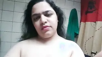 Chubby Married Aunty Riding Dick Bouncing Her Thick Ass Cheeks