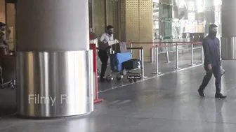 Desi Babe Stripping Down Flaunting Her Toned Body In White Bra