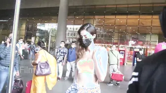 Desi Babe Stripping Down Flaunting Her Toned Body In White Bra