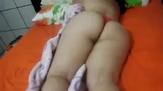 Thick Aunty Showing Off Her Juicy Ass Making Him Go Crazy