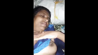 Tamil Aunty Stripping And Teasing On Camera For Her Lover