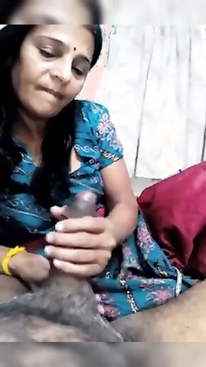 Older Village Aunty Giving Sloppy Blowjob To Younger Neighbor