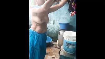 Village Aunty Bathing Naked Outdoors Unaware Someone Watching