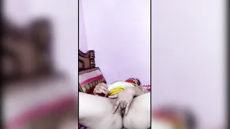 Desi Aunty Doing Private Cam Show Exposing Her Naked Body