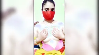 Desi Aunty Doing Private Cam Show Exposing Her Naked Body