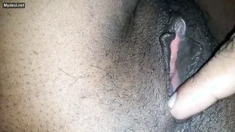 Bbw Village Aunty Exposing Her Juicy Pussy For The Camera Now
