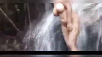 Desi Aunty Bathing Completely Nude Under Waterfall In The Forest