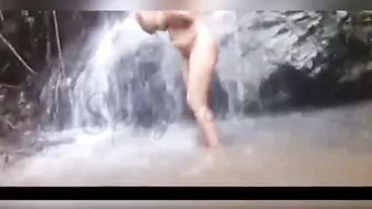 Desi Aunty Bathing Completely Nude Under Waterfall In The Forest