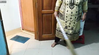 Tamil Neighbor Aunty Getting Fucked While Cleaning His House