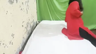 Horny Desi Aunty Having Late Night Fun With Her Man In Bedroom