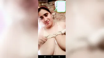 Chubby Paki Aunty Stripping Naked Showing Everything On Camera