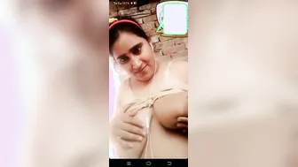 Chubby Paki Aunty Stripping Naked Showing Everything On Camera