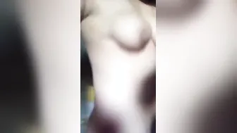 Village Aunty Stripping Naked On Video For Her Secret Boyfriend