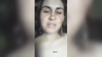 Village Aunty Stripping Naked On Video For Her Secret Boyfriend