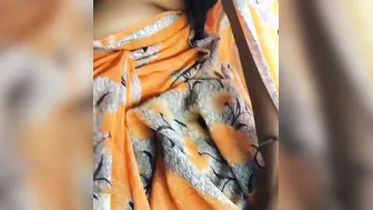 Late Night Video Call Turns Into Dirty Sex Chat With Aunty