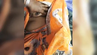 Late Night Video Call Turns Into Dirty Sex Chat With Aunty
