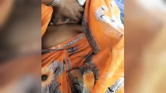 Late Night Video Call Turns Into Dirty Sex Chat With Aunty