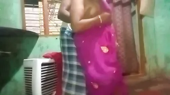 Married Tamil Aunty Squirting Milk While Peeing For Her Hubby