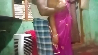 Married Tamil Aunty Squirting Milk While Peeing For Her Hubby