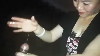Desi Aunty Giving Slow Handjob Making Him Cum All Over Her Hands