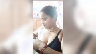 Busty Desi Aunty Exposing Her Huge Melons For The Camera Today