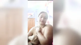 Busty Desi Aunty Exposing Her Huge Melons For The Camera Today