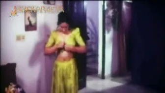 Busty Neighborhood Aunty Spreads Her Legs Wide For The Camera