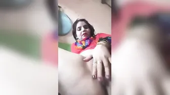 Pakistani Aunty Spreading Her Legs Showing Off Wet Pussy Lips