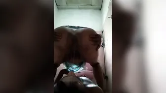 Married Aunty Letting Her Lover Drink Her Warm Pee At Home