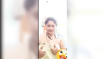 Desi Aunty Rubbing Her Wet Pussy For Me On Our Video Call