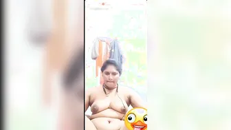 Desi Aunty Rubbing Her Wet Pussy For Me On Our Video Call